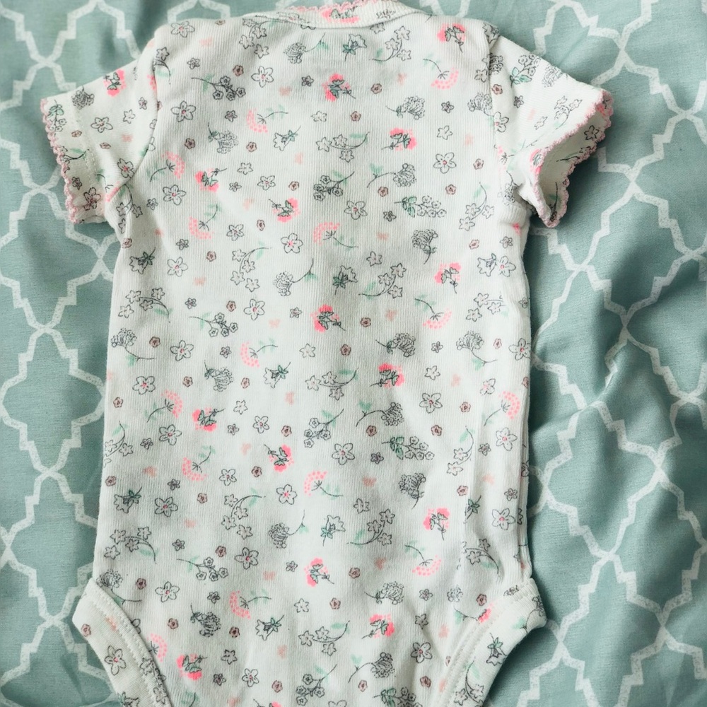 Onsie - Picture 5 of 6